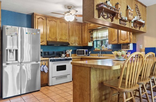 Glencoe House | Hot Tub Hideaway - Game Room - Near Kirkwood