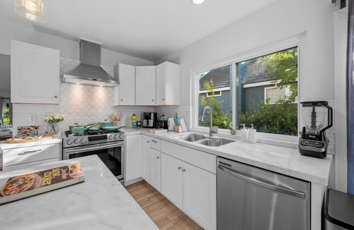 Rancho Penasquitos House | Hot Tub, King Bed, Garage, Grand View, 3Beds/2.5Bth