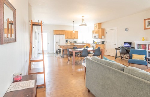 Old Farm District House | Hot Tub ~ Lovely Bend home ~ Fireplace ~ Dog Friendly ~ Fenced Yard!