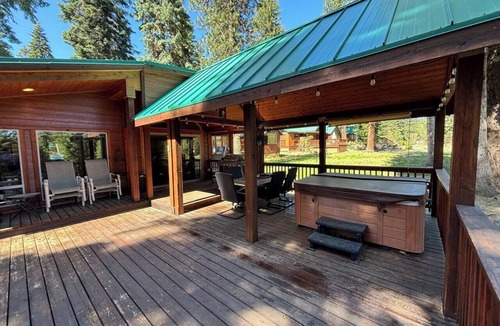 Ashland House | HOT TUB! Mountain Lake Cabin w/2 BATHS! 33