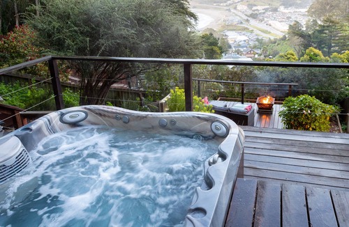 Pedro Point House | Hot Tub Overlooking Ocean!