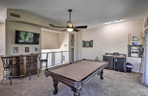 Bullhead City House | Hot Tub & River Views! Family Gem in Bullhead City