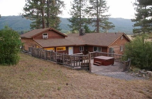 Valley Ranch House | Hot Tub, sleeps 12, Centrally located to 5 golf courses.