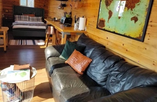 Oakridge Cabin | Hot tub! sought out Christmas tree heaven experience. unique container.