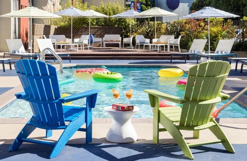 Fisherman's Wharf Hotel | Hotel Caza