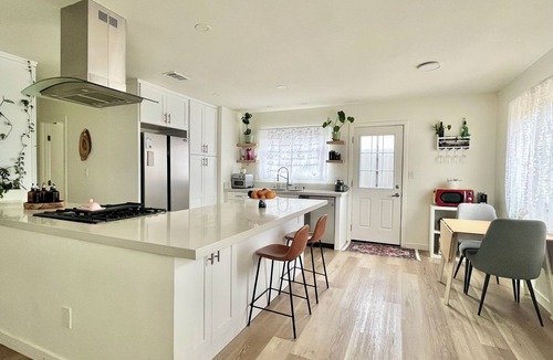 Santee House | house is sold, vrbo won't help delete this listing. don't book