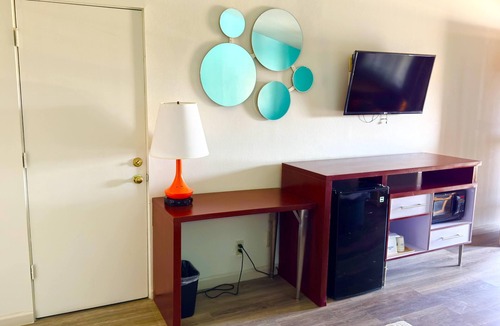 Phoenix Hotel | Howard Johnson by Wyndham Phoenix Airport/Downtown Area