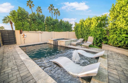 Southwest Village House | HÓZHÓ Old Town, Pool, Hot Tub & Movie Theatre