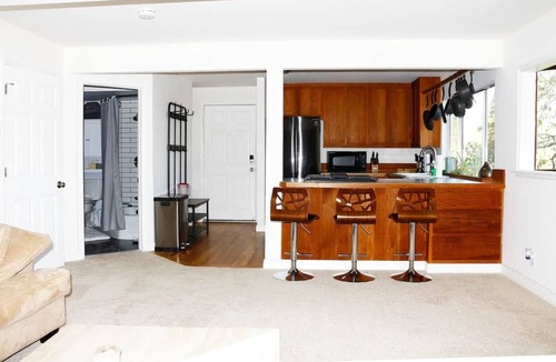 Point Richmond House | Huge 2Br/2Ba Unit w/Pvt Deck + 5 min to Ocean