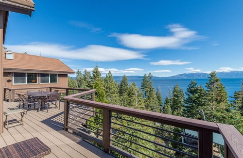 Meeks Bay House | Huge Home with Stunning Lake Views Ideal for family reunions & special occasions