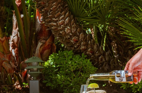 Airport Area Hotel | Hyatt Regency Newport Beach West