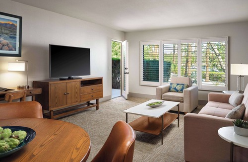 Cathedral City Condo | Hyatt Vacation Club at Desert Oasis. 1-bedroom condo within Cathedral City