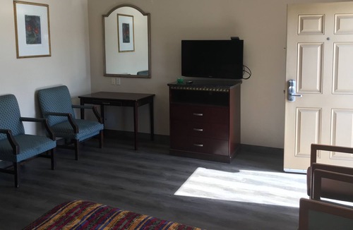 La Habra Hotel | Hyland Motel