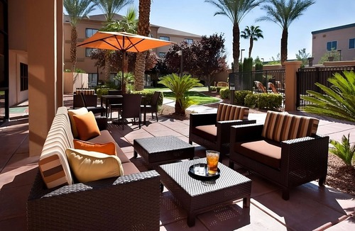 Las Vegas Hotel | Ideal Location! Outdoor Pool, Pet-Friendly Property, Parking!