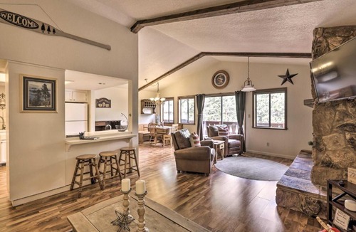 Incline Village House | Incline Village Retreat Walk to Diamond Peak