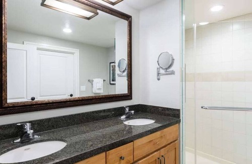 Al Tahoe Apartment | Incredible 2BR Suite at South Lake Tahoe
