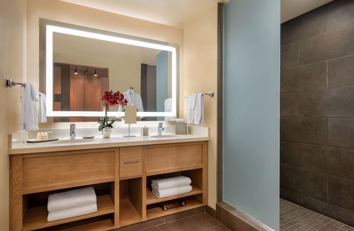 Downtown Eugene Hotel | Inn at the 5th