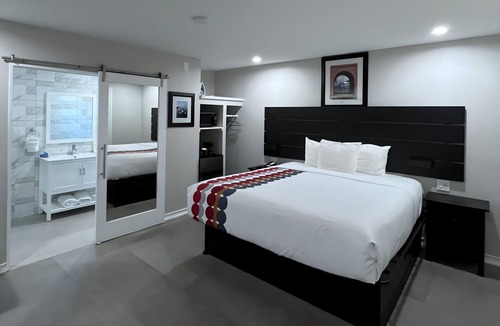 Munras Avenue Hotel | Inn By the Bay Monterey