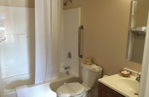 Lakeview Hotel | Interstate 8 Motel
