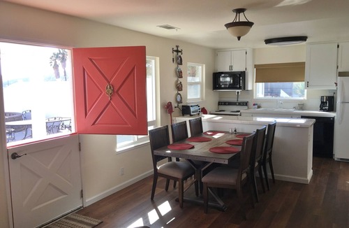 Paso Robles House | Inviting farm house on large acreage close to Paso on the Estrella Wine Trail