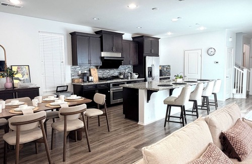 Irvine House | Irvine Great Park Beacon 3 B &4 B two story house