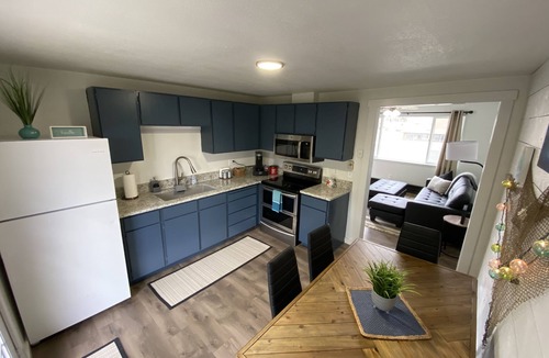 Orangeville House | Joe’s Valley Coastal Cottage Left Fork