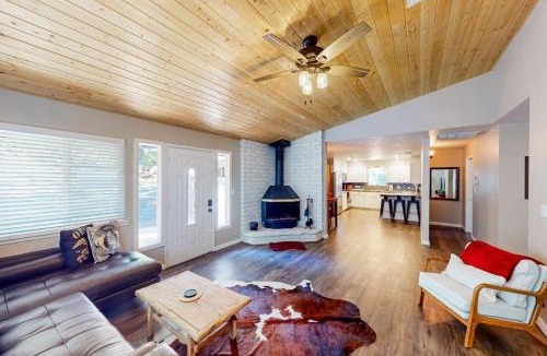 Groveland House | Jordan Oak