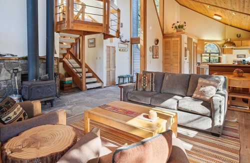 Alpine Meadows House | Juniper Mountain Cabin in Alpine Meadows