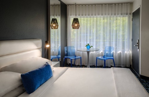 Buckman Neighborhood Hotel | Jupiter Hotel