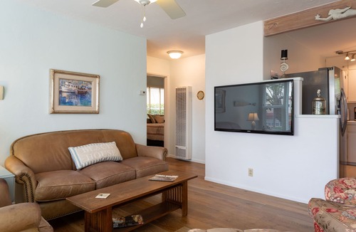 Cayucos Cottage | Just 2 Blocks From The Beach, The Pier & Ocean Av.