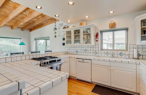 Morro Bay House | Just Steps to the Beach!