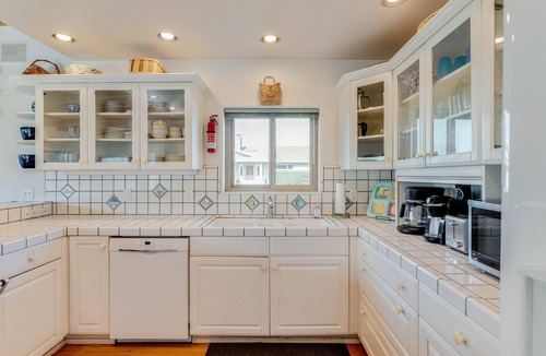 Morro Bay House | Just Steps to the Beach!
