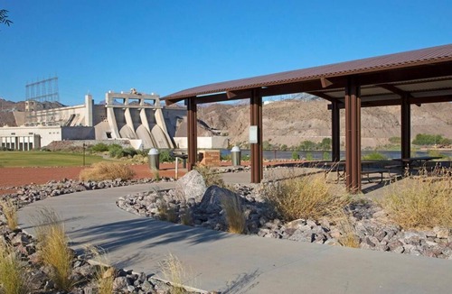 Laughlin House | Just What You Were Looking For! 3 Modern Units, Casino, Restaurant, Game Rooms!
