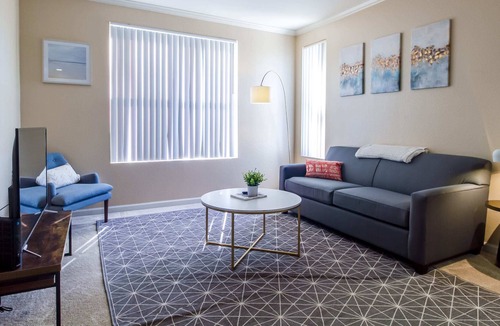 Downtown San Jose Apartment | Kasa | Modern 2 BD + Fast Wifi | San Jose