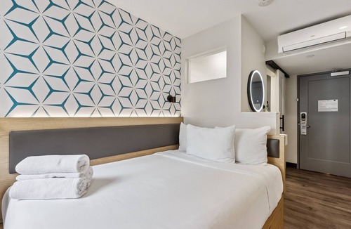 Centennial Hotel | Kasa Niche Hotel Redwood City