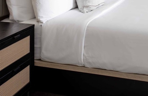 Ventura House | Kasa Palo Alto | Spacious Suite with 1 King and 1 Full Bed