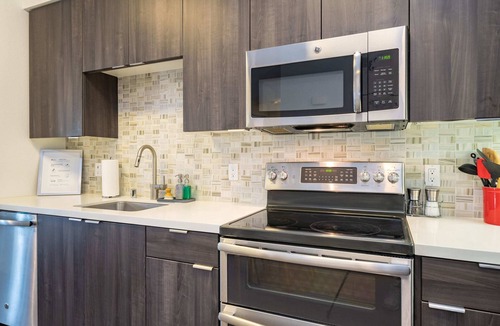 Anaheim Resort Apartment | Kasa | Welcoming 1BD + Self Check-In | Anaheim