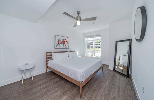 Anaheim Resort Apartment | Kasa | Welcoming 1BD + Self Check-In | Anaheim