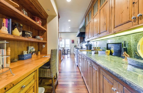 Kelseyville Villa | Kelseyville Home w/Private Pool & Vineyard Views!