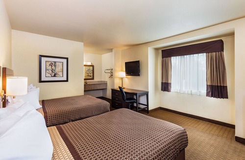 Tustin Hotel | Key Inn & Suites