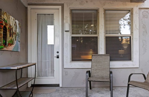 Kierland Condo | Kierland/Scottsdale 2BR Gated, Pool, Spa, 2 car Garage, Universal EV charger