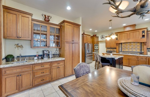 Klamath Falls House | Klamath Falls Vacation Rental w/Resort Amenities!