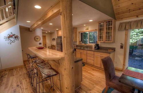 Tahoma House | Knotty Pine Retreat by Lake Tahoe Accommodations