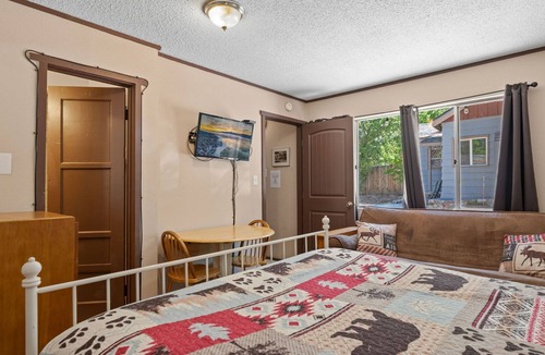The Village Cottage | Kodiak and Black Bear combined Pet Friendly