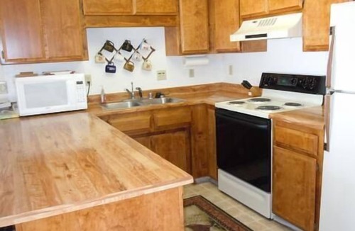 Peninsula Village Condo | Kuster, Peninsula Village