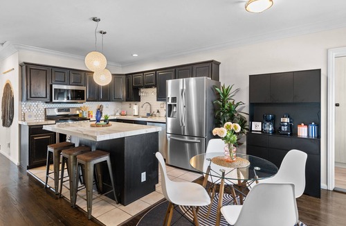 Bankers Hill House | La Dolce Vita by Coastline Vacation Rentals