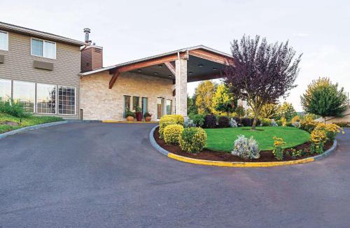 Woodburn Hotel | La Quinta by Wyndham Woodburn