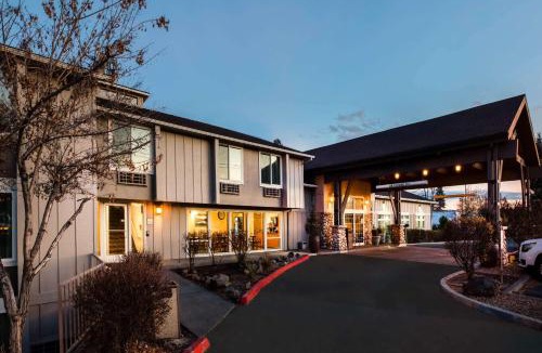 Old Farm District Hotel | La Quinta Inn by Wyndham Bend
