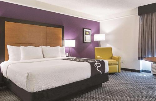 Guasti Hotel | La Quinta Inn & Suites by Wyndham Ontario Airport