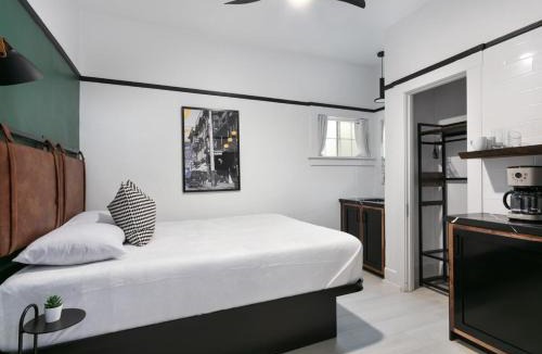 Gaslamp Quarter Apartment | La Ventana Hotel